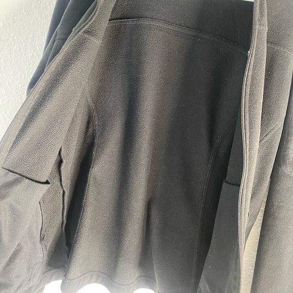 Black Columbia Jacket - Picture 9 of 9